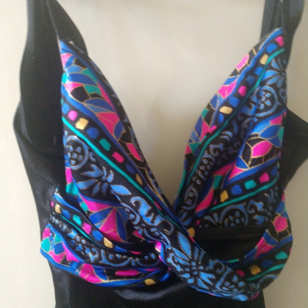 Jantzen 1pc sz14 Black w/ pink&blue Bathing Suit
